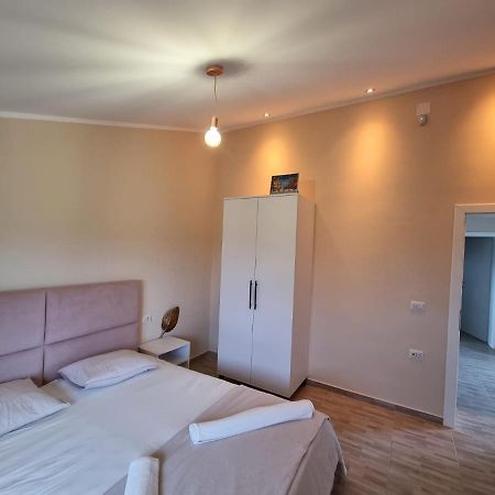 Ballkan B&B 1 Shkodra Exterior foto